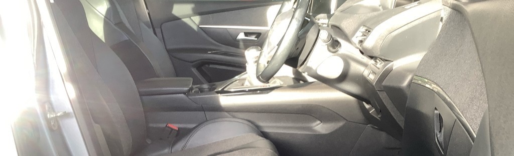 Used Peugeot 3008 2019 for sale - 76922010: Photo 8