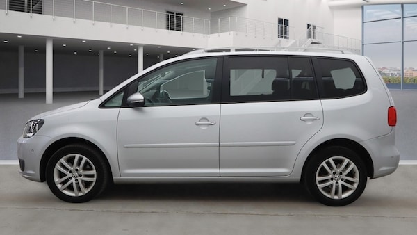 Used Volkswagen Touran 2015 for sale - 75526928: Photo 6
