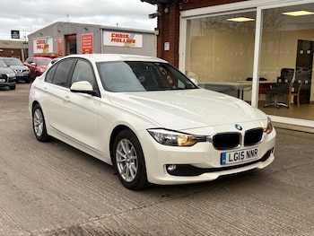 Used BMW 3 Series 2015 for sale - 77261430: Photo