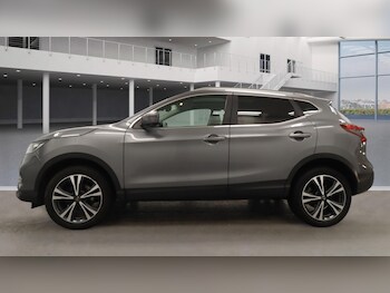 Used Nissan Qashqai 2017 for sale - 76477390: Photo