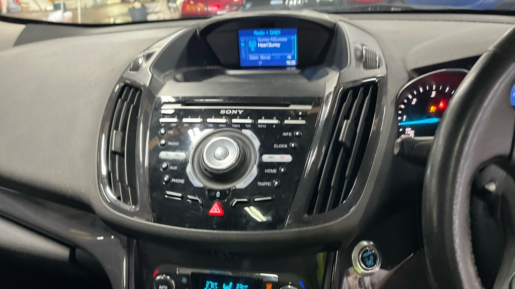 Used Ford Kuga 2016 for sale - 77803717: Photo 9