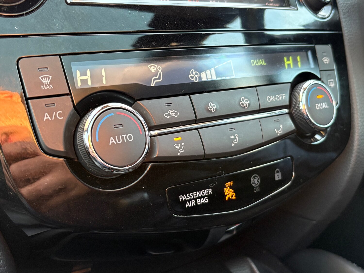 Used Nissan Qashqai 2018 for sale - 76637344: Photo 35