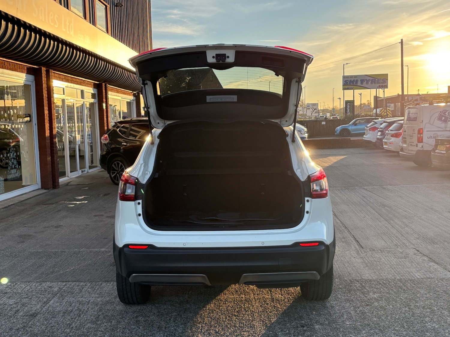 Used Nissan Qashqai 2018 for sale - 76637344: Photo 44