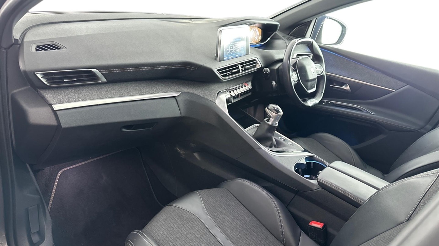 Used Peugeot 3008 2019 for sale - 76525878: Photo 6