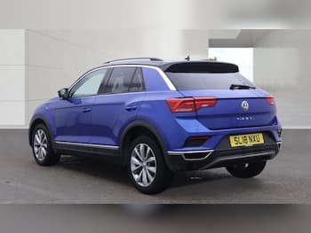 Used Volkswagen T-Roc 2018 for sale - 79525211: Photo