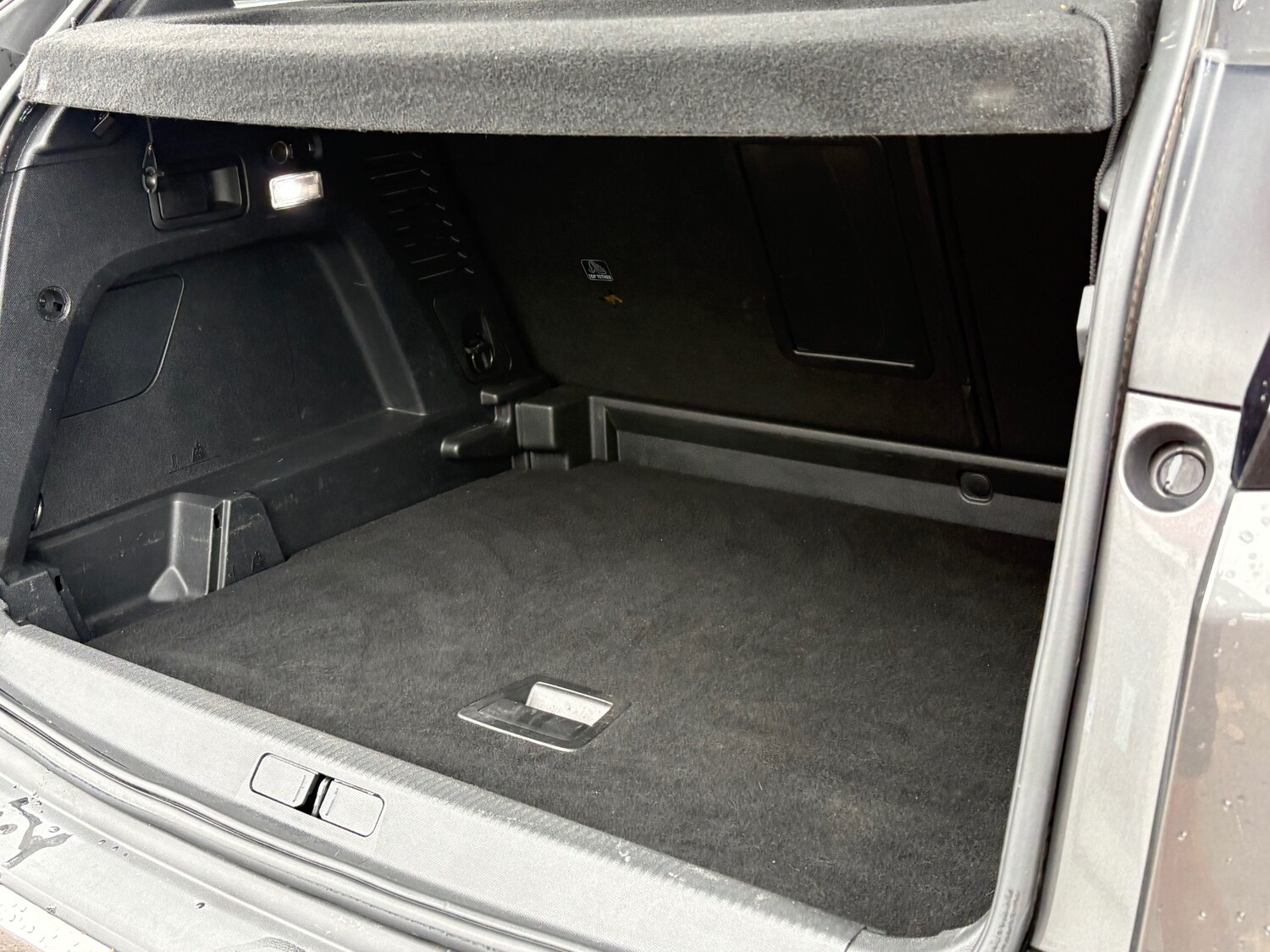 Used Peugeot 3008 2017 for sale - 77403857: Photo 26