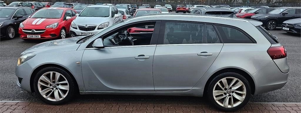 Used Vauxhall Insignia 2014 for sale - 77198331: Photo 2