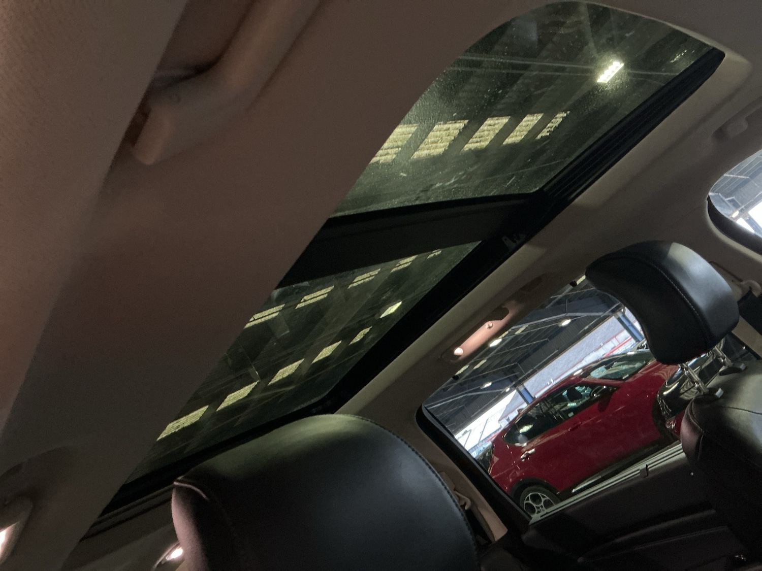 Used Ford Galaxy 2017 for sale - 78105895: Photo 3