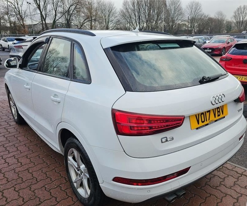 Used Audi Q3 2017 for sale - 77297472: Photo 2