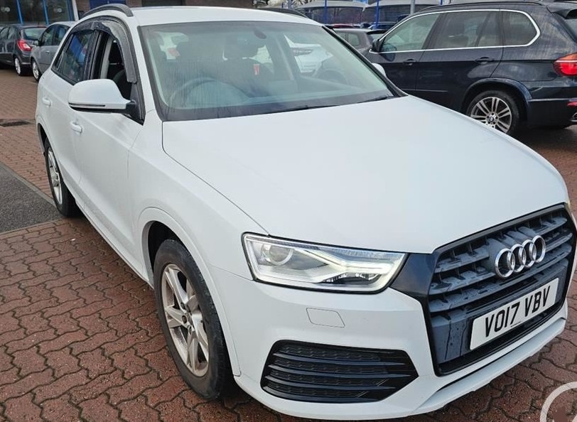 Used Audi Q3 2017 for sale - 77297472: Photo 4