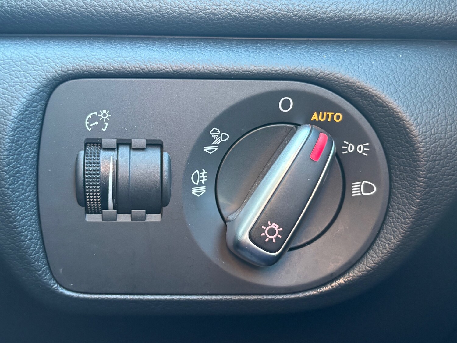 Used Audi Q3 2017 for sale - 77363791: Photo 23