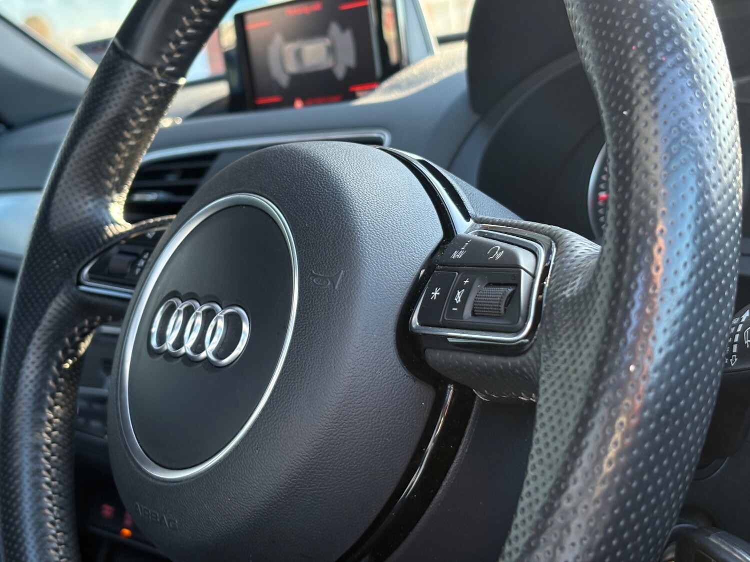 Used Audi Q3 2017 for sale - 77363791: Photo 26