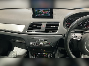 Used Audi Q3 2017 for sale - 77363791: Photo