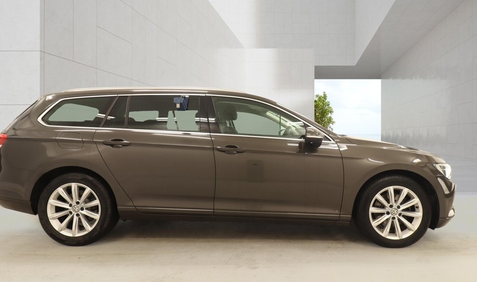 Used Volkswagen Passat 2015 for sale - 78078142: Photo 6