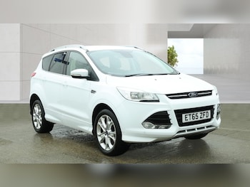 Used Ford Kuga 2015 for sale - 78122311: Photo
