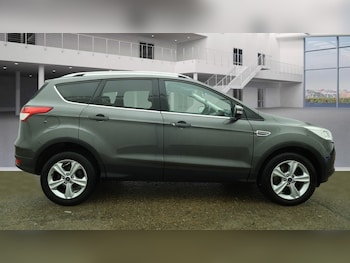 Used Ford Kuga 2016 for sale - 77352233: Photo