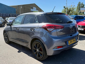 Used Hyundai i20 2014 for sale - 78420542: Photo