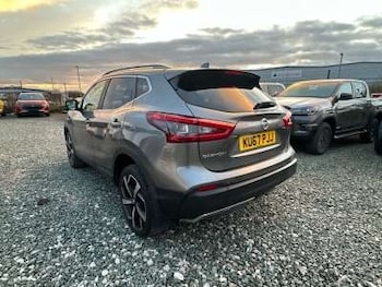 Used Nissan Qashqai 2017 for sale - 74911261: Photo