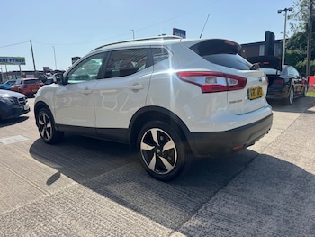 Used Nissan Qashqai 2017 for sale - 78995441: Photo