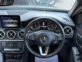 Used Mercedes-Benz A-Class 2018 for sale - 79004639: Photo