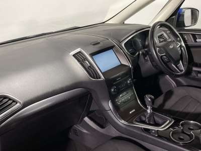 Used Ford Galaxy 2015 for sale - 76860140: Photo 4