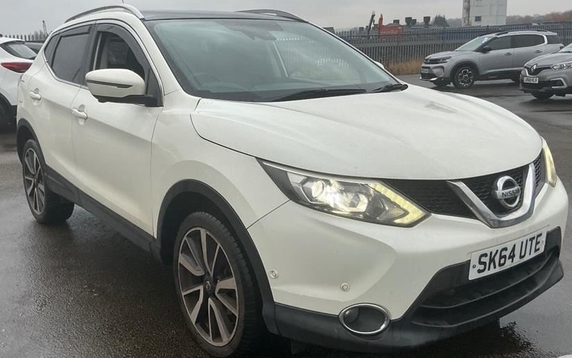 Used Nissan Qashqai 2014 for sale - 77310854: Photo 4