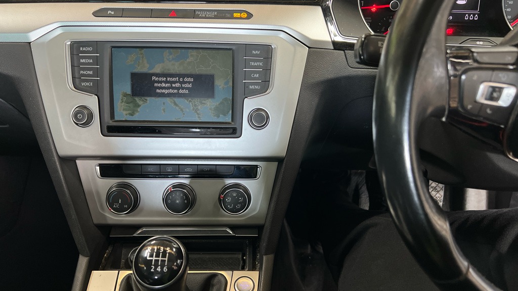 Used Volkswagen Passat 2015 for sale - 76115680: Photo 3