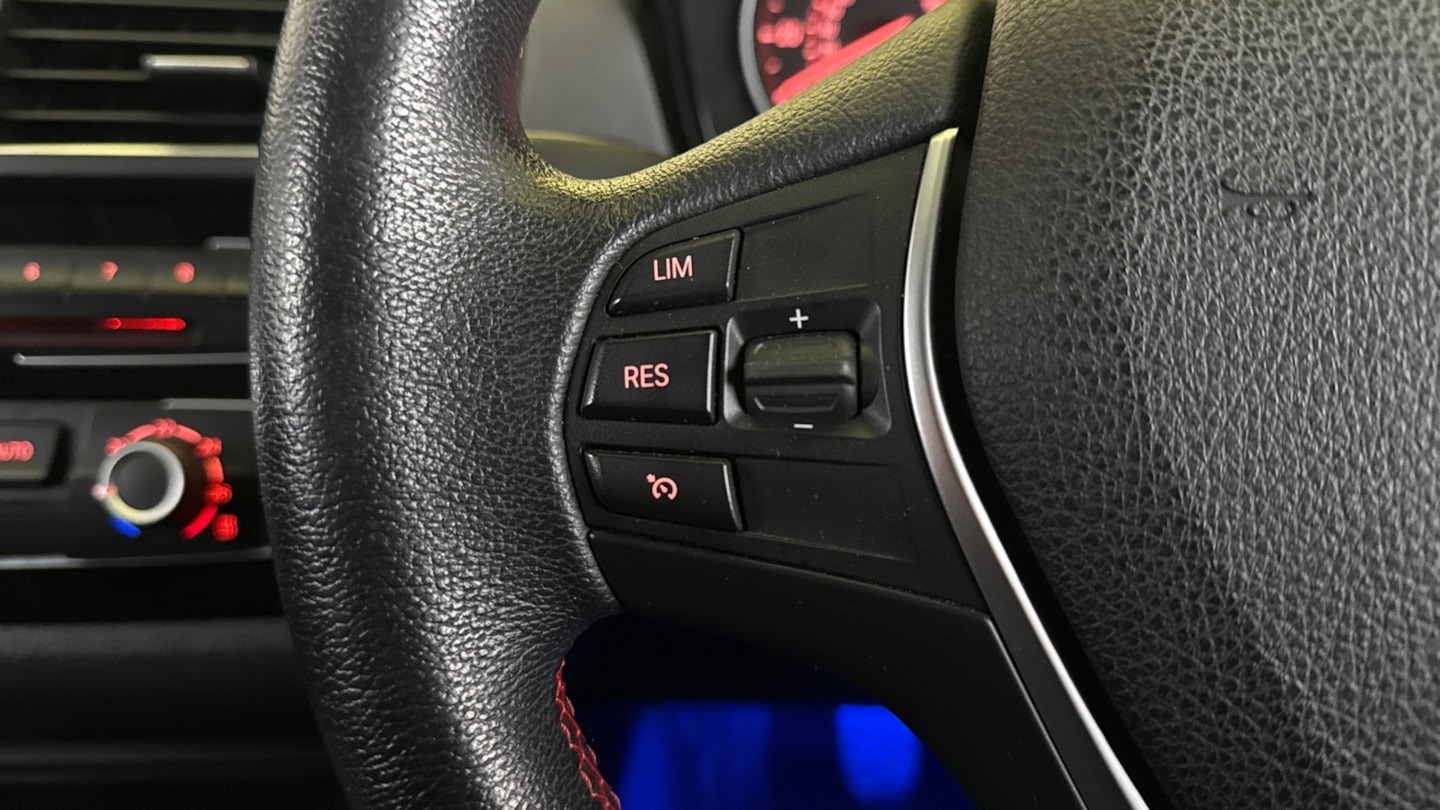 Used BMW 1 Series 2017 for sale - 76922028: Photo 11