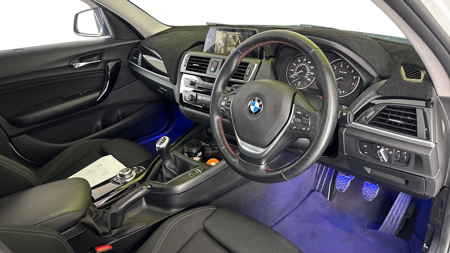 Used BMW 1 Series 2017 for sale - 76922028: Photo 3