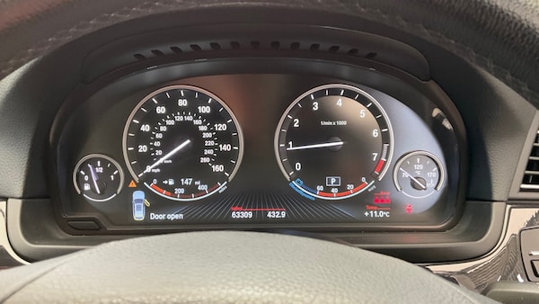 Used BMW 5 Series 2015 for sale - 74634580: Photo 5