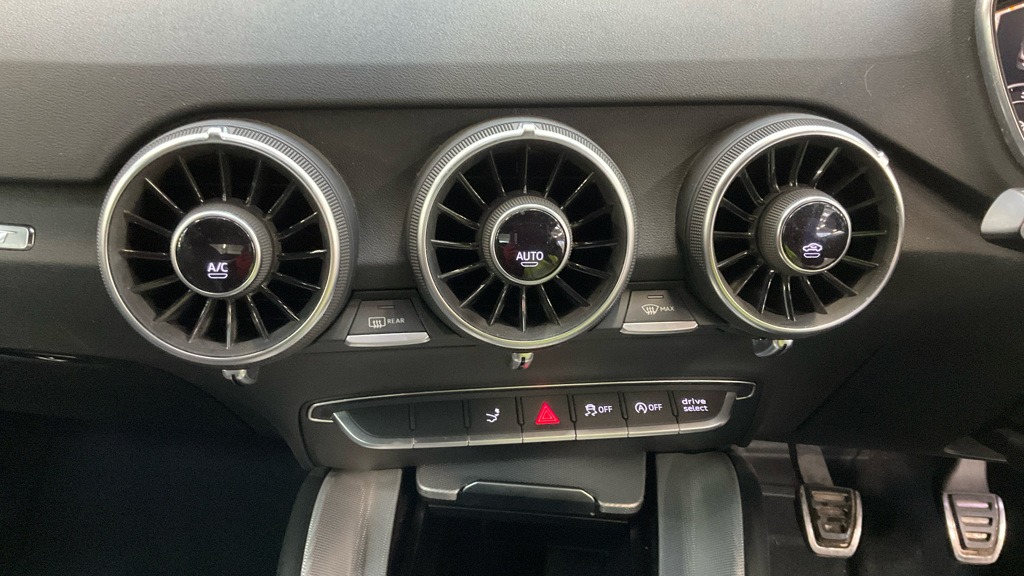 Used Audi TT 2015 for sale - 76492217: Photo 10