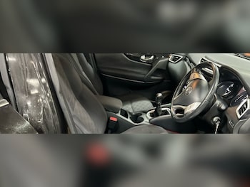 Used Nissan Qashqai 2016 for sale - 77592380: Photo