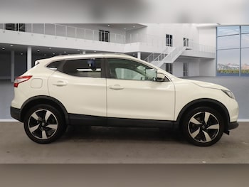 Nissan - Qashqai