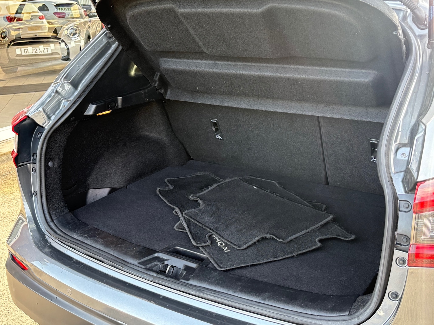 Used Nissan Qashqai 2018 for sale - 76142581: Photo 28