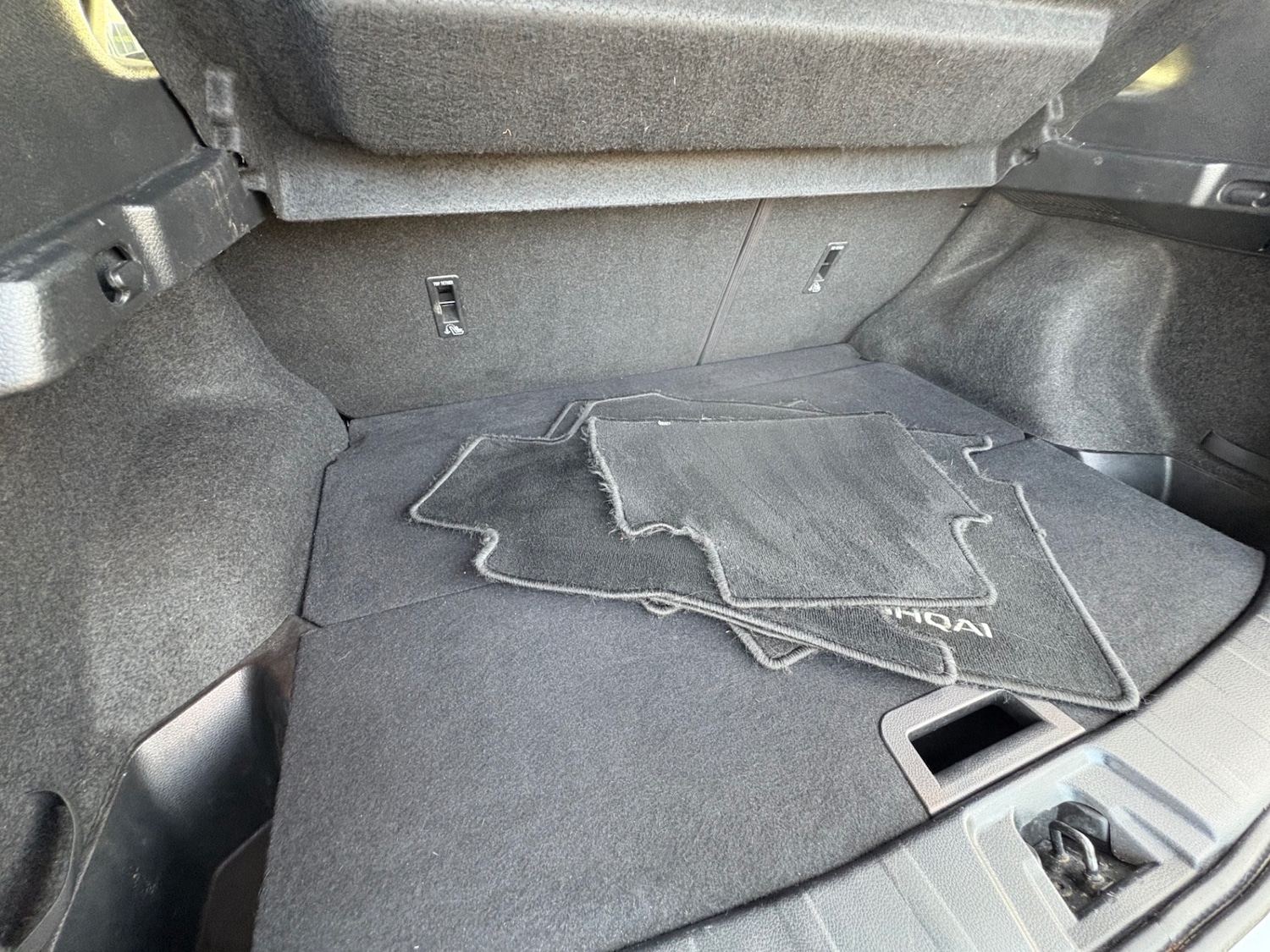 Used Nissan Qashqai 2018 for sale - 76142581: Photo 29