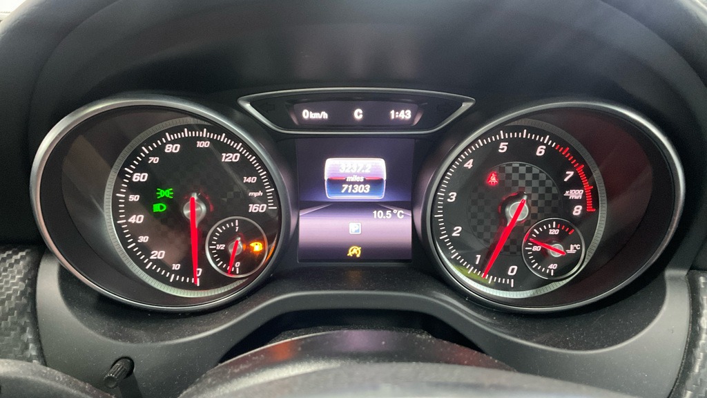 Used Mercedes-Benz A-Class 2016 for sale - 77901531: Photo 9