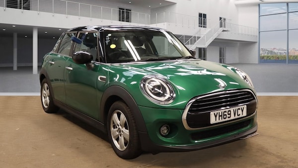 Used MINI Hatch 2019 for sale - 75330883: Photo 1