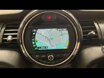 Used MINI Hatch 2019 for sale - 75330883: Photo