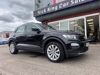 Used Volkswagen T-Roc 2018 for sale - 78993517: Photo