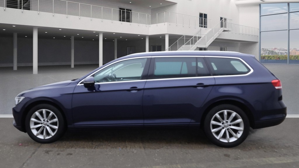 Used Volkswagen Passat 2016 for sale - 76693641: Photo 2