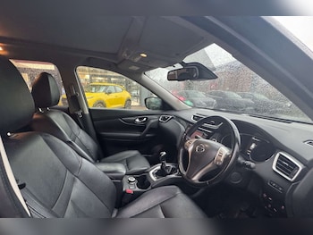 Used Nissan X-Trail 2015 for sale - 76818042: Photo