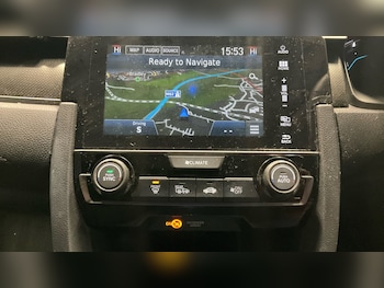 Used Honda Civic 2019 for sale - 77365176: Photo