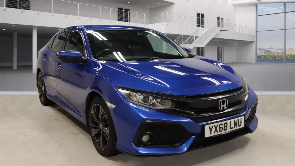 Used Honda Civic 2019 for sale - 77365176: Photo 4
