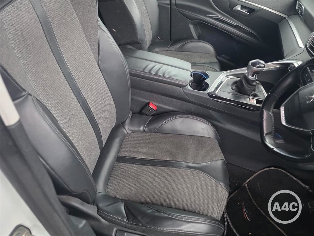 Used Peugeot 5008 2018 for sale - 76859258: Photo 3
