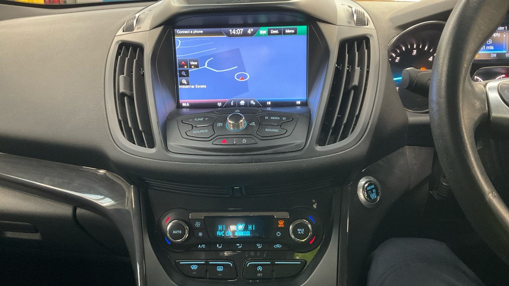 Used Ford Kuga 2016 for sale - 76693529: Photo 3