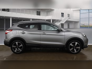 Used Nissan Qashqai 2017 for sale - 77535841: Photo