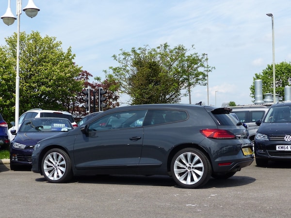 Used Volkswagen Scirocco 2017 for sale - 70104532: Photo 2