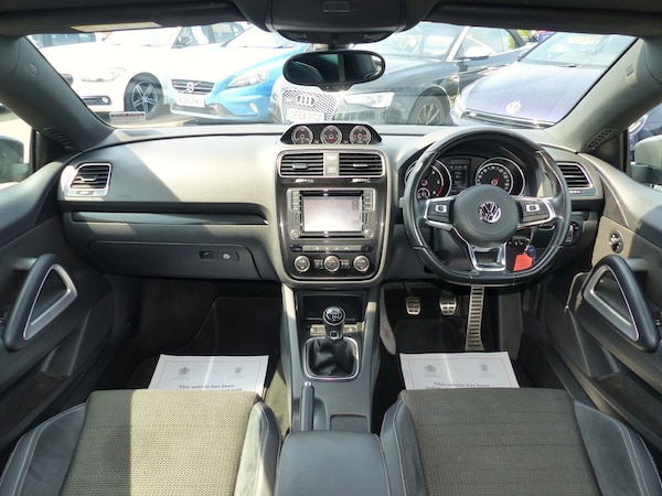 Used Volkswagen Scirocco 2017 for sale - 70104532: Photo 4