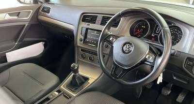 Used Volkswagen Golf 2015 for sale - 76232624: Photo 3
