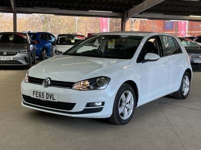 Used Volkswagen Golf 2015 for sale - 76232624: Photo 4